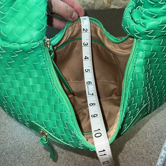 ⚡️SONDRA ROBERTS SQUARED springtime Jade Green woven weave Knot bag purse EUC - Picture 15 of 16